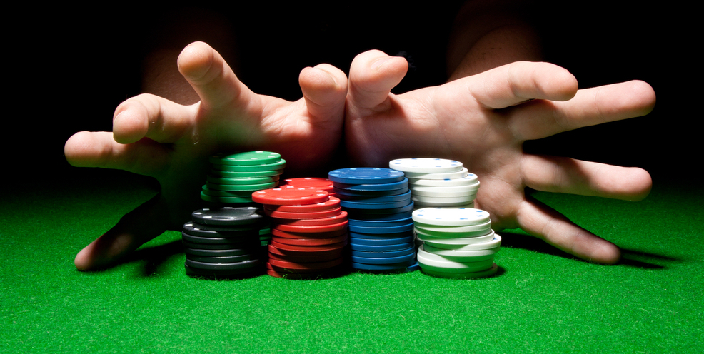 how to call someone bluff in poker