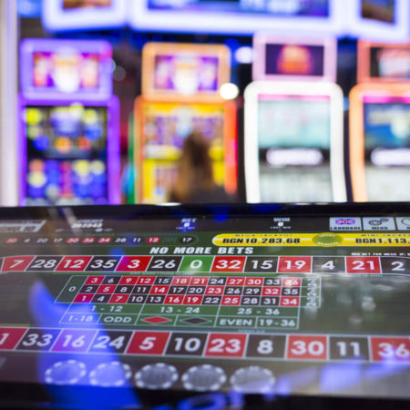Isleta Casino Debuts World’s First Hybrid Digital Roulette Table