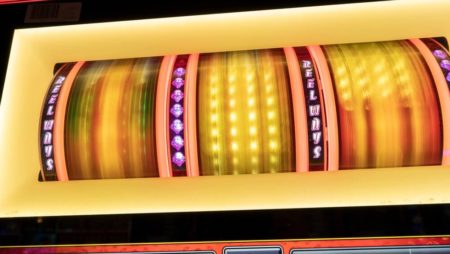 Juicy Stakes Casino is the Place to Be for Free Spins and Free Bets